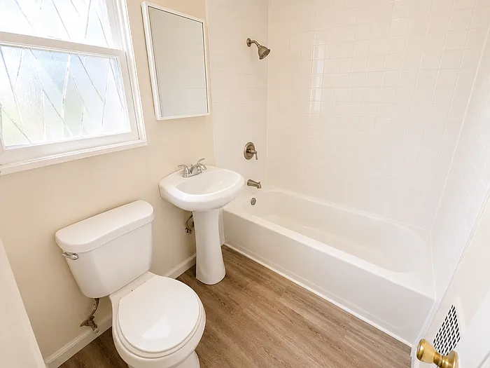 2628 Juan St #2628 — Photo 11