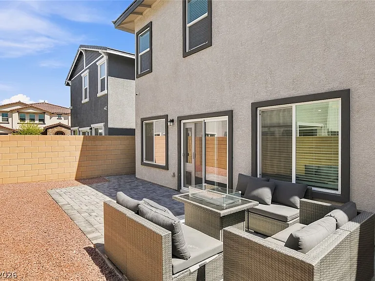 498 Canary Song Dr — Photo 35