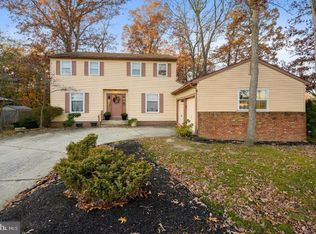 2 Lupus Ln, Sewell, NJ 08080