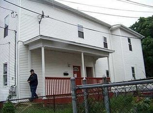 22 Hawthorne St, Providence, RI 02907