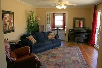 2nd image of 703 S 21st Ave
