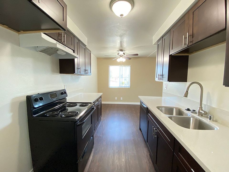 1st image of 4312 Green Ave #11