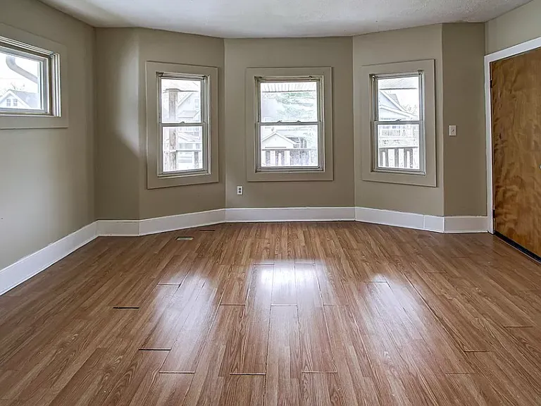3333 E 125th St #2 — Photo 14