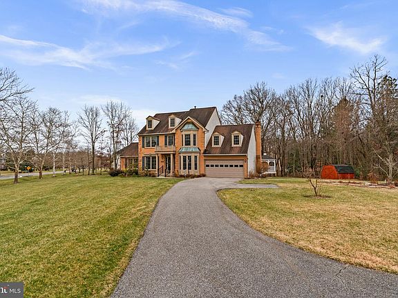 4th image of 7918 Wingate Dr