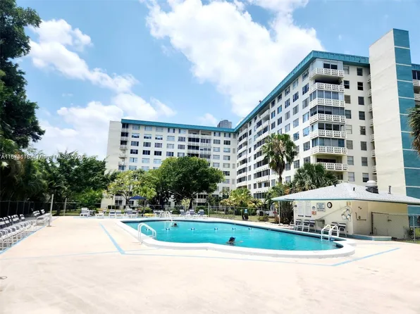 4330 Hillcrest Dr APT 414, Hollywood, FL 33021