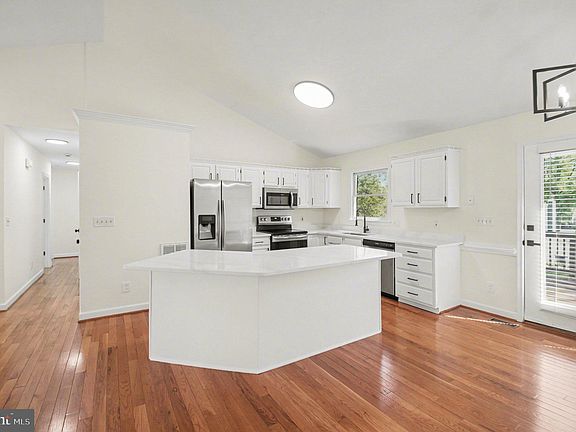 2nd image of 232 Choptank Rd