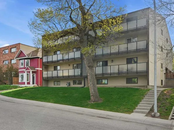 1821 E 17a St SW #1, Calgary, AB T2T 4R7