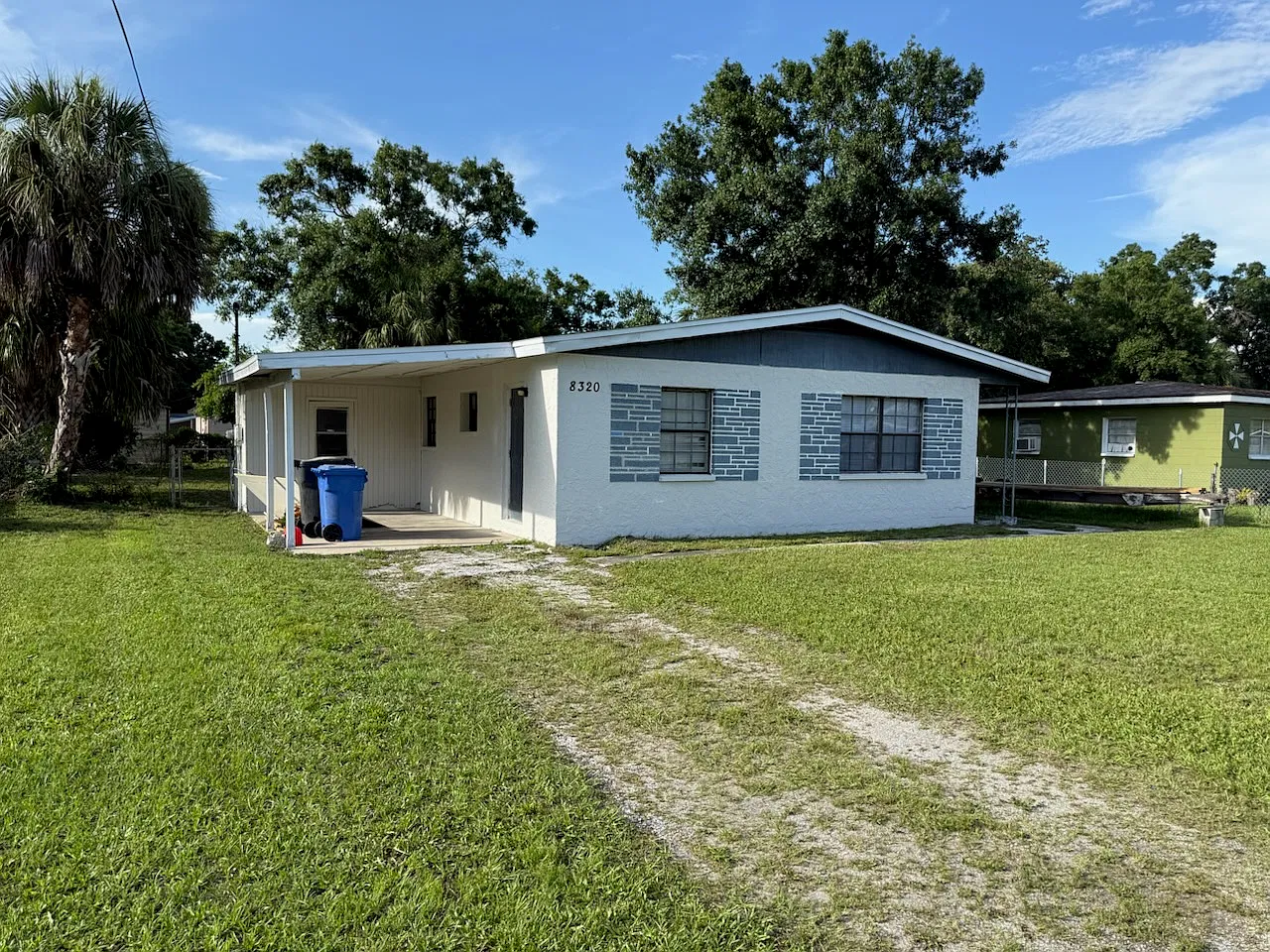 Dahlia Ave, Tampa — Photo 1