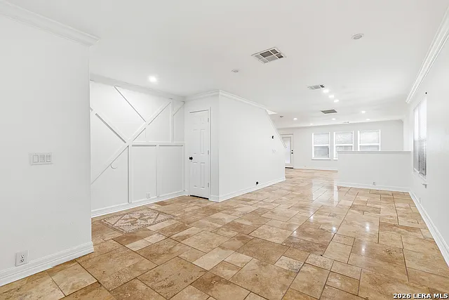 902 Amber Knl — Photo 4