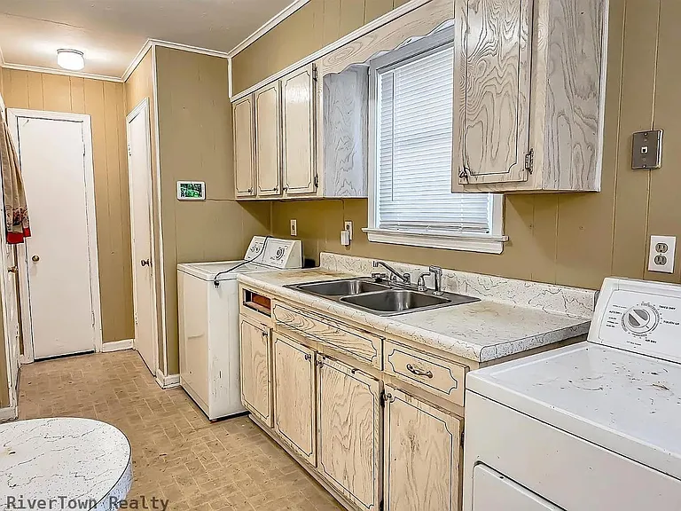 2644 Courtney Dr — Photo 4