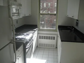 Rented by City Connections Realty