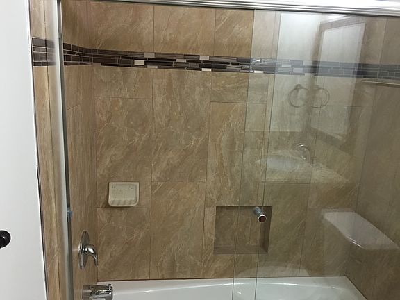 5th image of 1807 Fremont Ave #3