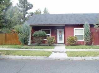 20620 Honeysuckle Ln, Bend, OR 97702