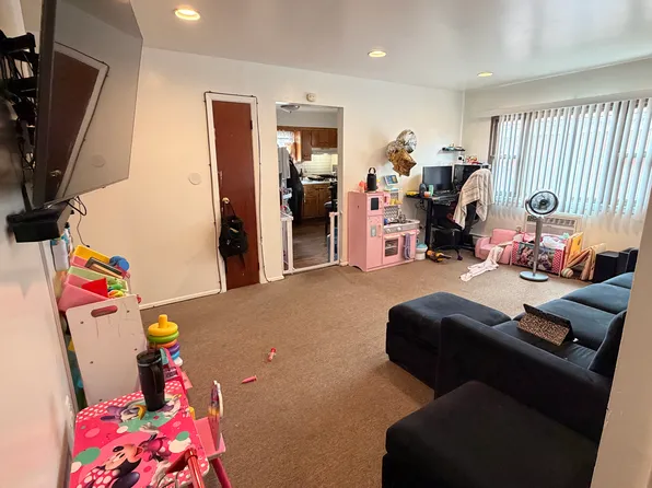744 20th Ave APT 12, Paterson, NJ 07504
