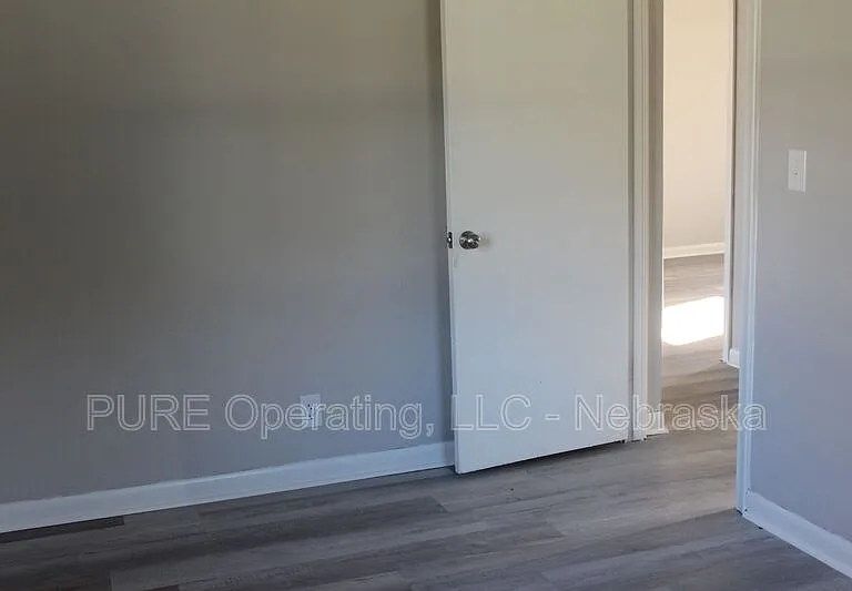 670 S 69th St — Photo 20