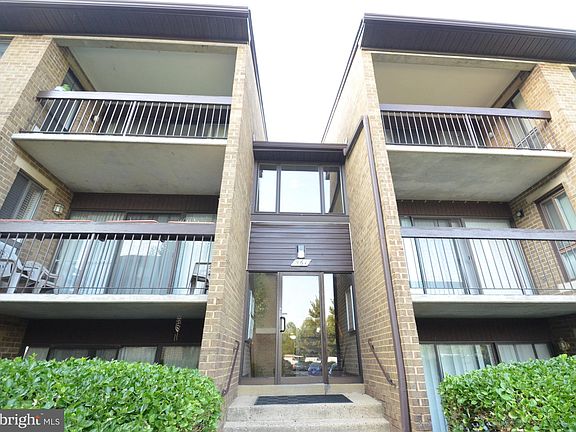 3rd image of 561 Florida Ave APT 103
