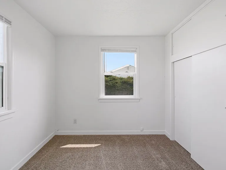 EN - 2510 / 2516 Chatham Hill Dr — Photo 13