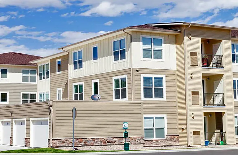 WestLink at Oak Station apartments community photo