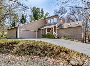 3511 Tricklewood Dr SE, Grand Rapids, MI 49546