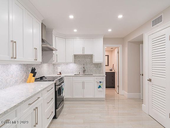 4th image of 4800 Ocean Beach Blvd APT 104