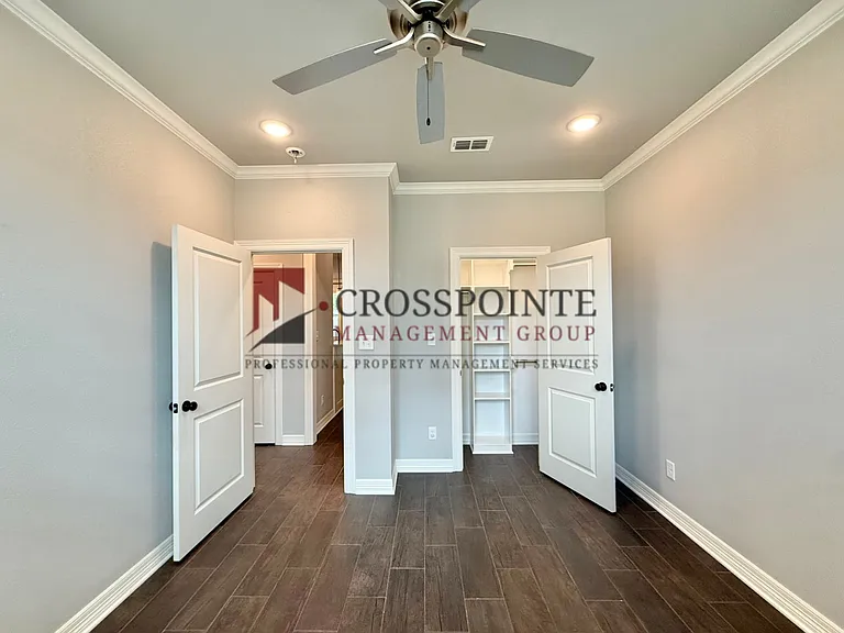 109 Rose Row Ln — Photo 8