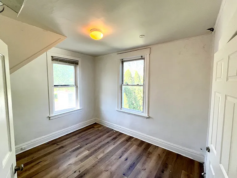 Bedroom #1