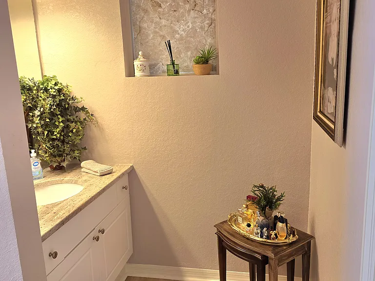 5152 Northridge Rd #205 — Photo 31