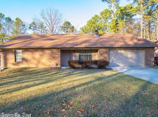 2804 Denise Dr, Benton, AR 72015