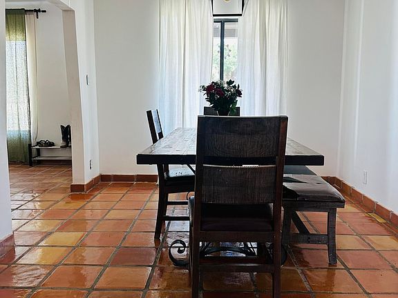 5th image of 4527 Emory Rd