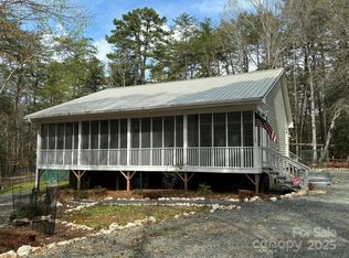 361 Sugar Loaf Rd, Troy, NC 27371