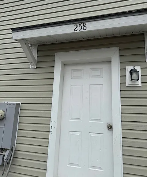 258 E Center St — Photo 1