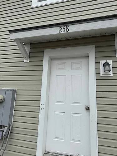 258 E Center St Photo 1