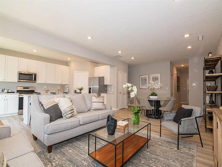 2881 Cross Branch Dr — Photo 31