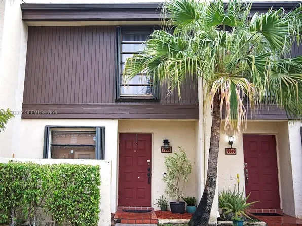 9955 NW 10th St #24, Pembroke Pines, FL 33024