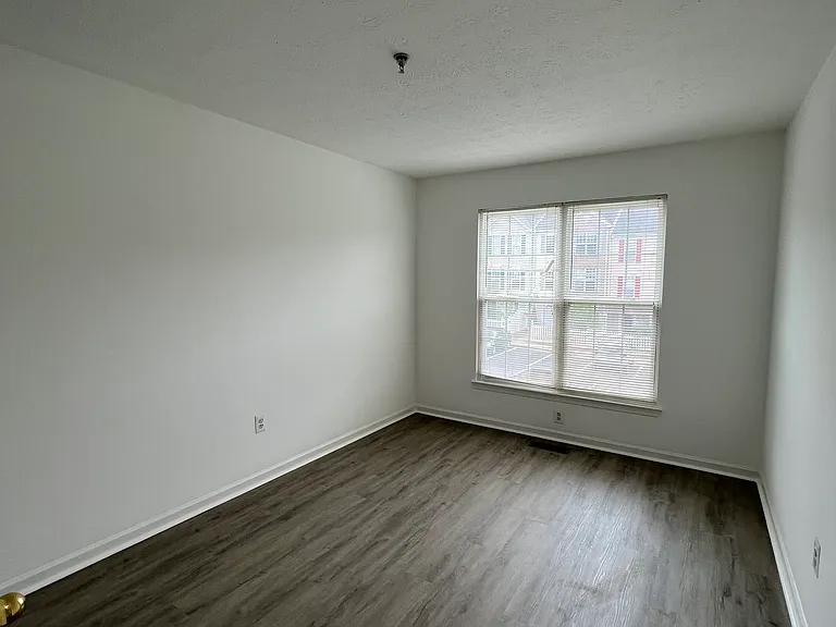 1809 Watch House Cir S — Photo 8