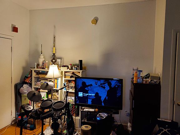 5th image of 1330 Pine St APT B204