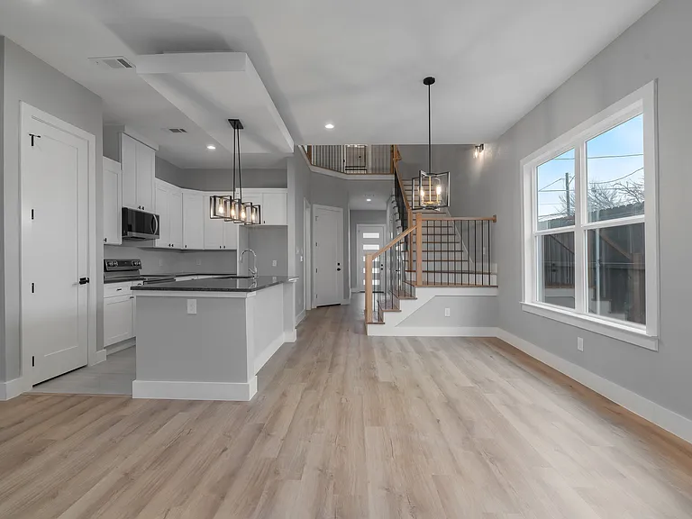 2818 Chicago St — Photo 29