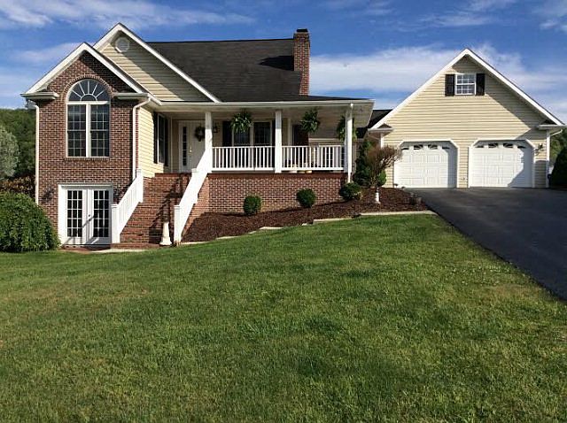 1st image of 21320 Jessica Ln