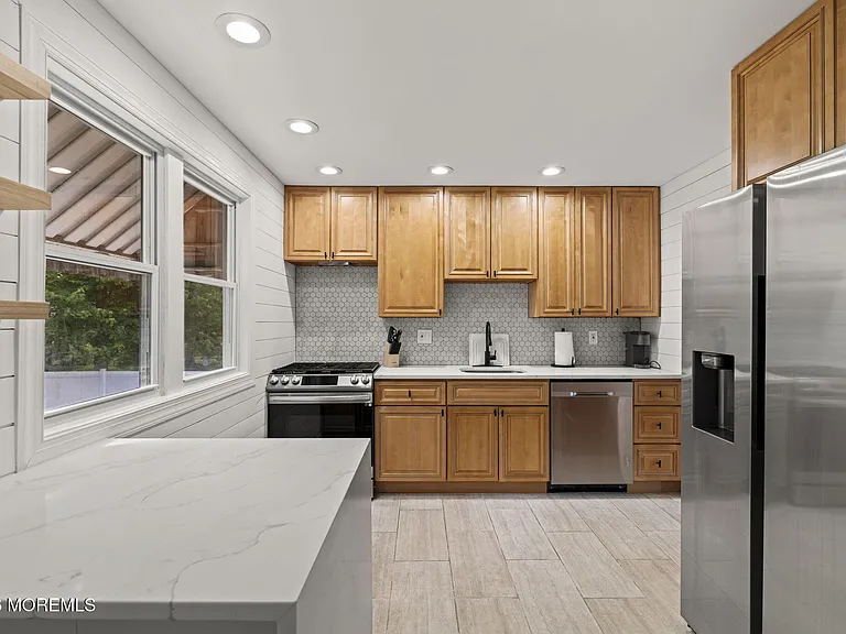 901 Russo Dr — Photo 10
