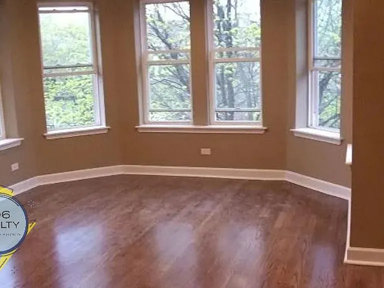 West Ridge Renovated Apts! — Photo 8