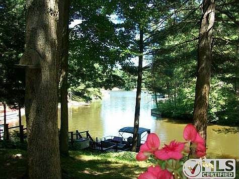 YOU CAN SEE THE MAIN LAKE! NOT FAR. FROM THE DOOR