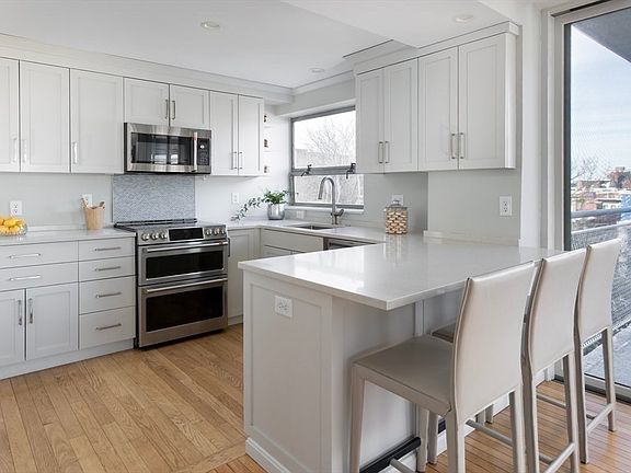 3rd image of 80 Park St APT 75