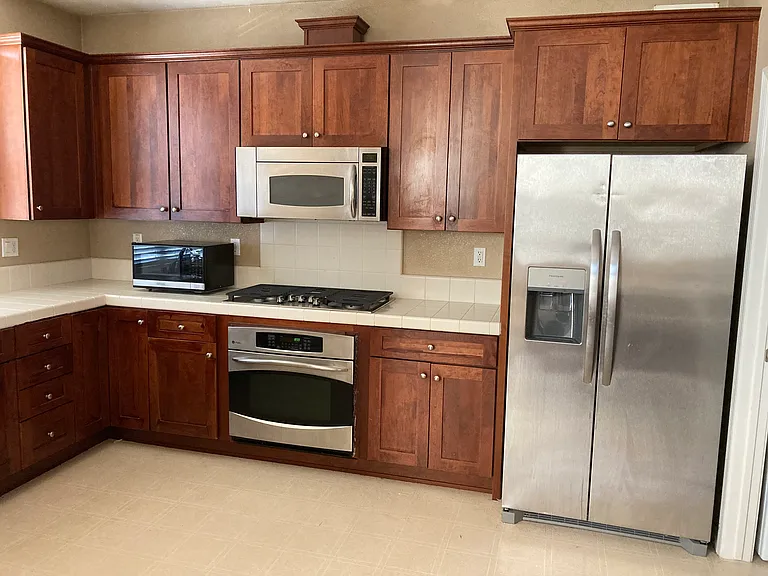 421 Constantine Ct — Photo 11