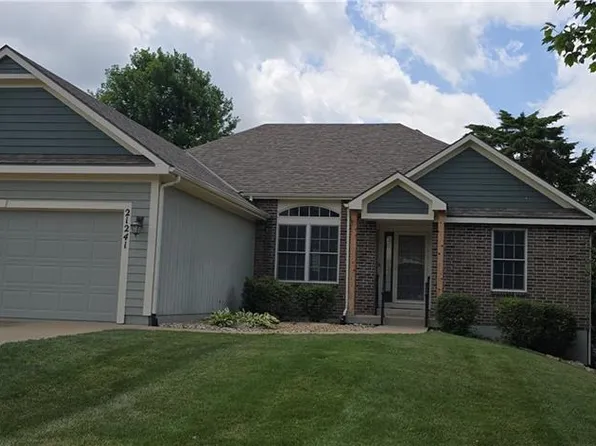 21241 W 123rd St, Olathe, KS 66061