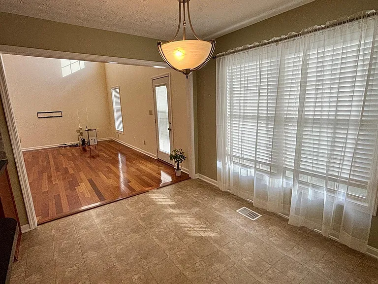 4710 Bay Cove Ct — Photo 14