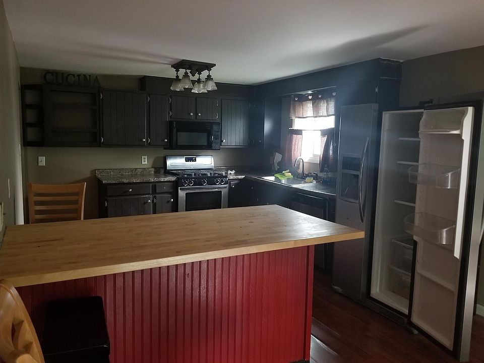 2nd image of 909 Lorelei Dr