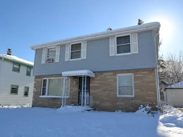 6221 West Keefe Avenue PARKWAY, Milwaukee, WI 53216