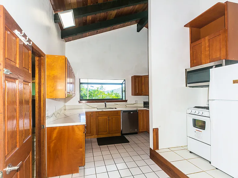 953 Ailuna St #B — Photo 13