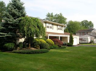 4 Butler Rd, Edison, NJ 08820