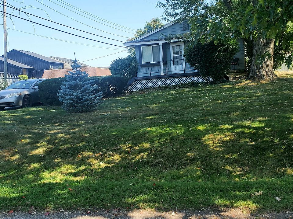 1st image of 1305 Farmridge Ave